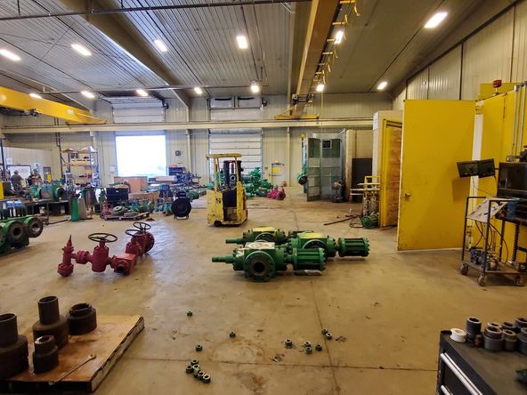± 15,000 SF shop, office & ± 7 acre yard | Former Weir Oil & Gas Facility: 14082 49th Rd NW, Williston, ND 58801